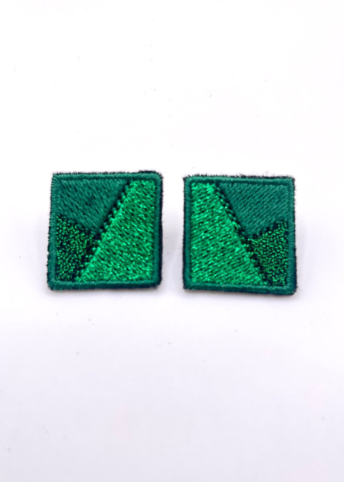 Boucles d'oreilles brodées MINI RITA, coloris Vert émeraude